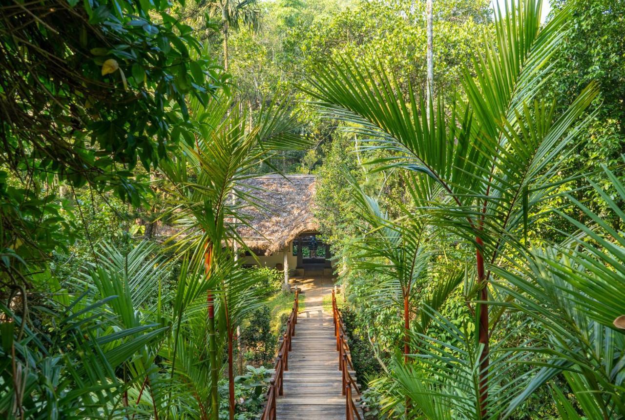 Amritara Shalimar Spice Garden Resort & Spa Теккаді Екстер'єр фото